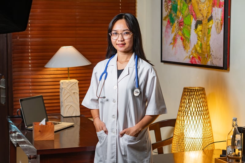 Confident Female Doctor in Office SettingWdnld
