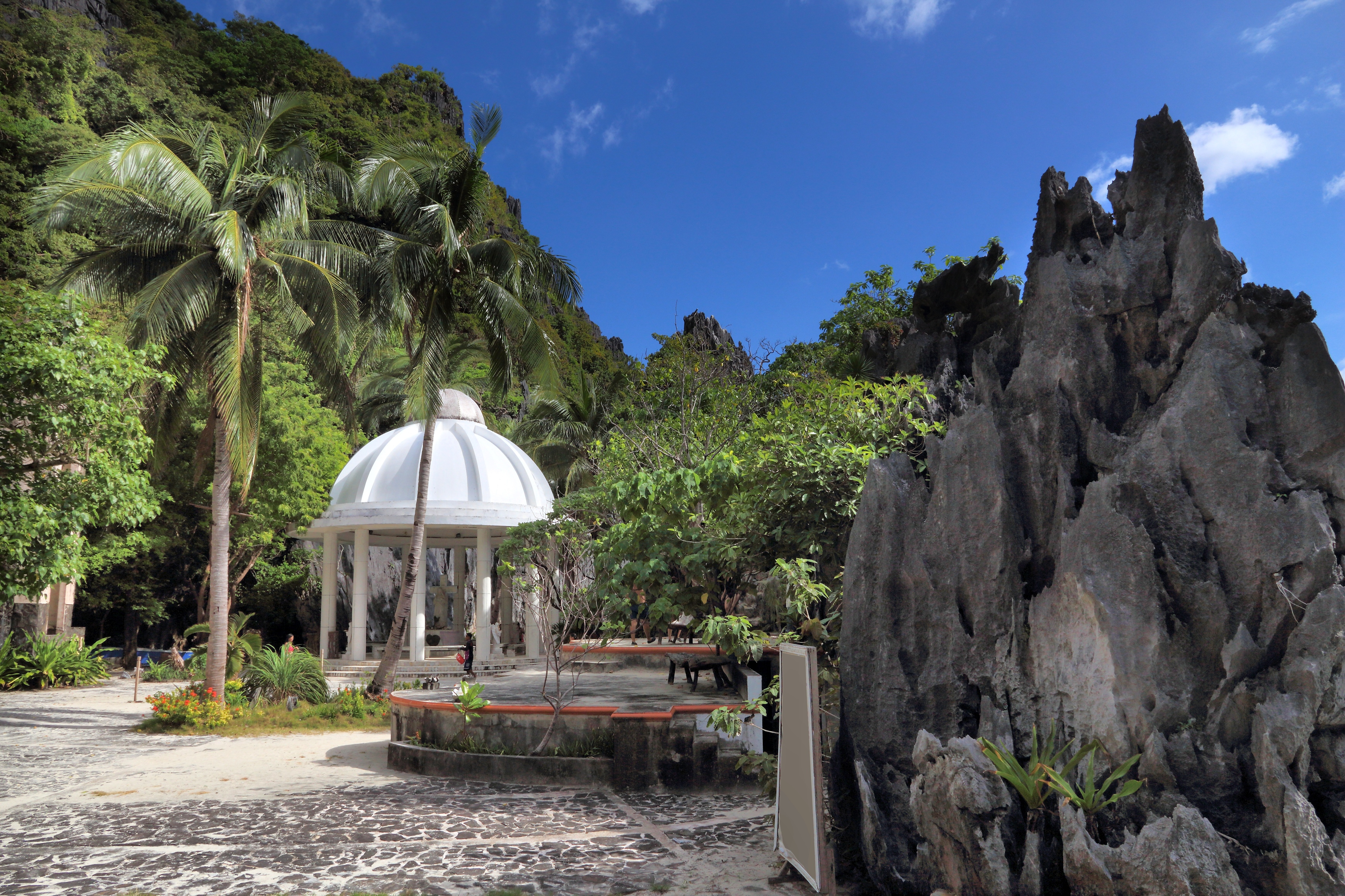 Philippines Beach - Mantiloc Shrine On Palawan Island Hopping Tour.
