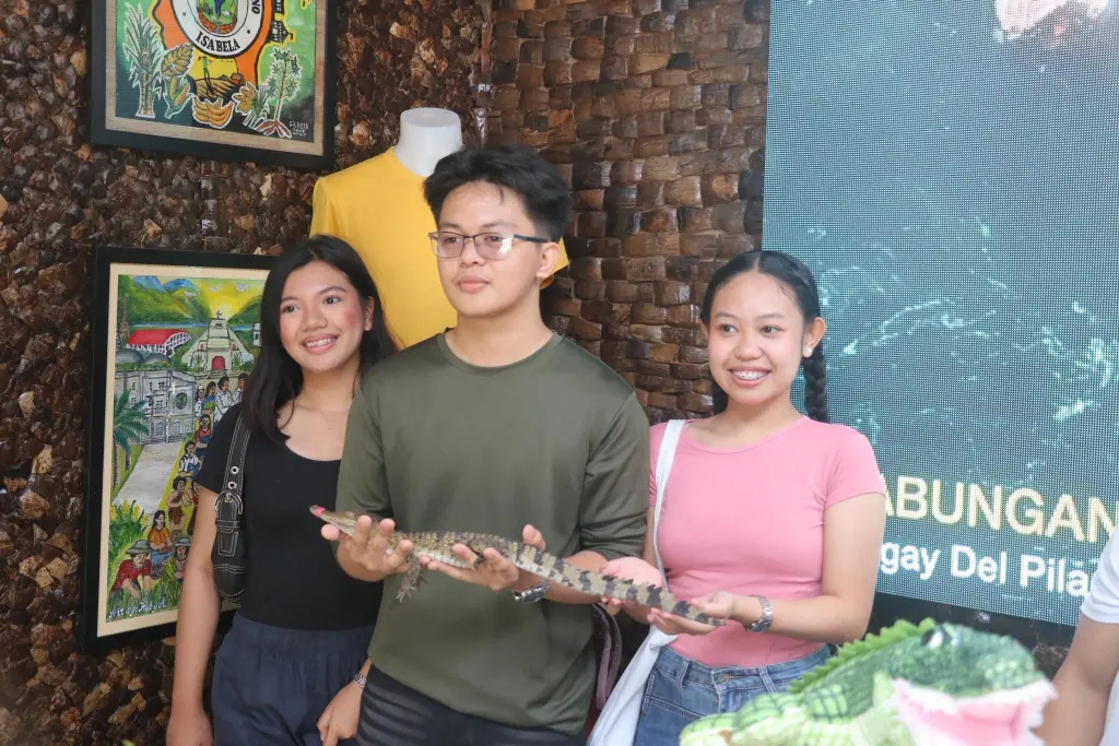When children’s curiosity became conservation_ Young Isabeleños help protect one of the world’s rarest crocodiles
