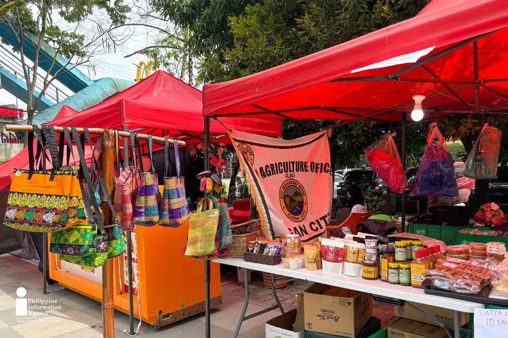 Fresh fruits, vegetables, and processed food products from Iligan City’s barangays are displayed at the City Agriculture Office booth during the MSU-IIT 58th Charter Day Tabo, providing local farmers direct access to students, employees, and visitors through the One Barangay One Product initiative. (Photo: SBZ/PIA-10/Lanao del Norte) LOCAL MARKETPLACE.