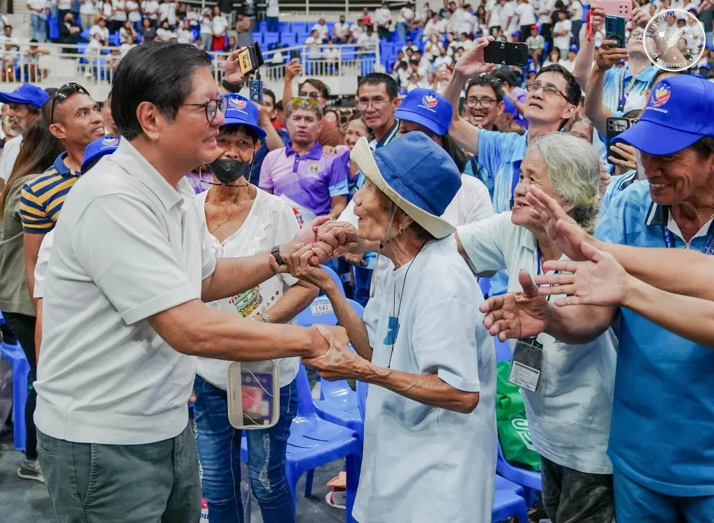 PBBM brings assistance, scholarships to Puerto Princesa barangays